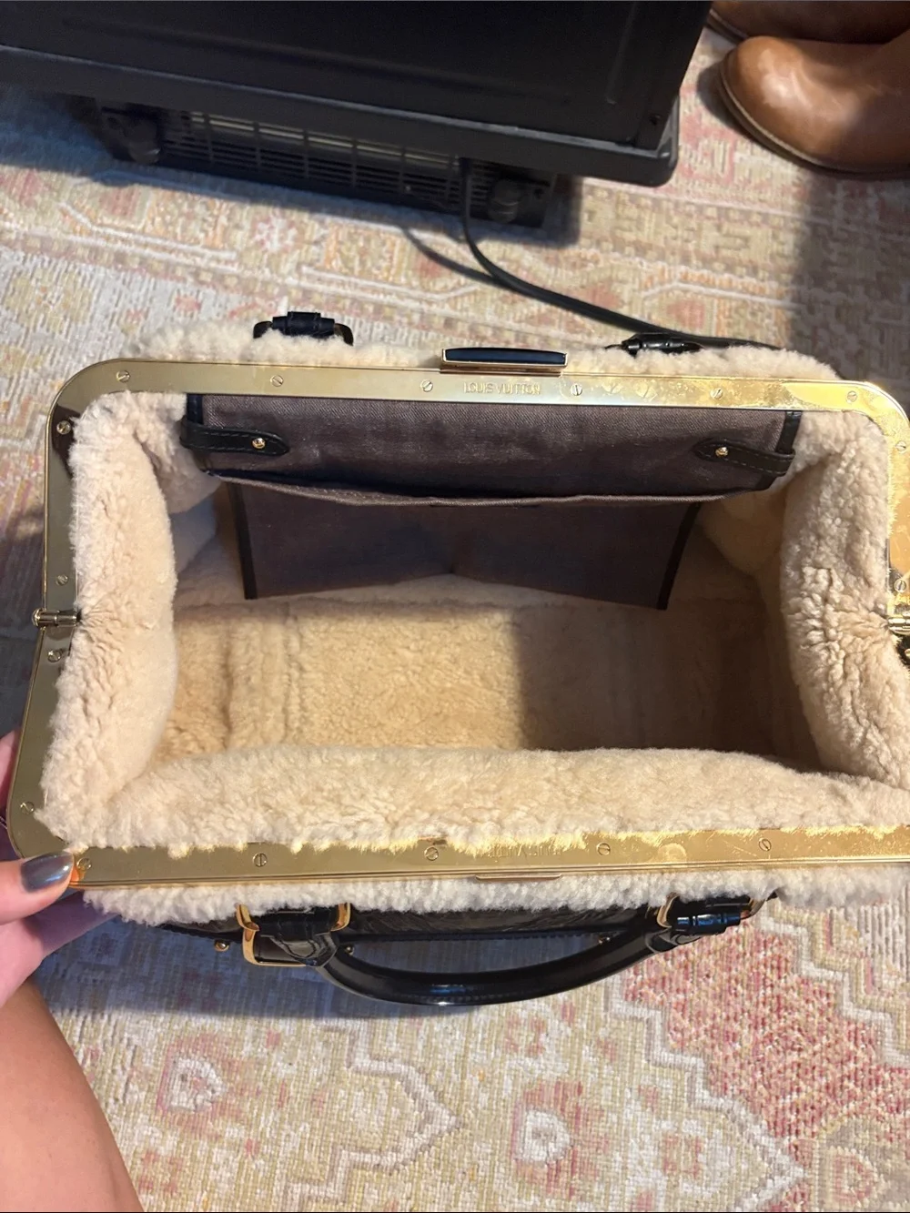 Louis Vuitton Brown Monogram Patent and Cream Shearling Trim Satchel - Picture 9 of 16